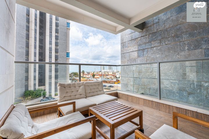 דירה, אדני פז, עין הים, חדרה