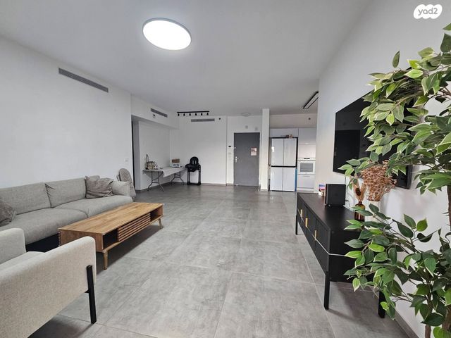 דירה, רפאל איתן 1, נאות שמיר, רמלה