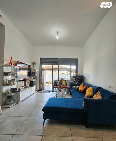 דירת גן, דני מס, המרכז האזרחי, רמלה