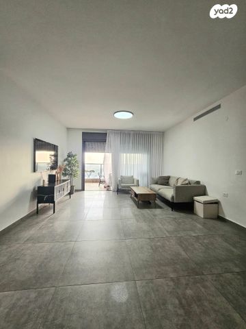 דירה, רפאל איתן 1, נאות שמיר, רמלה