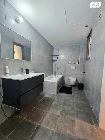 דירה, רפאל איתן 1, נאות שמיר, רמלה