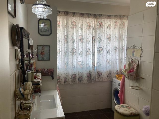 דירה, קרית שמונה, קרית שרת מערב, חולון