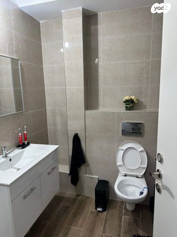 גג/ פנטהאוז, אופקים