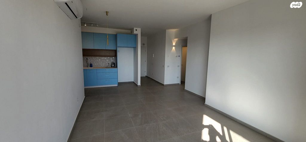 דירה, רועי קליין, קרית קריניצי, רמת גן