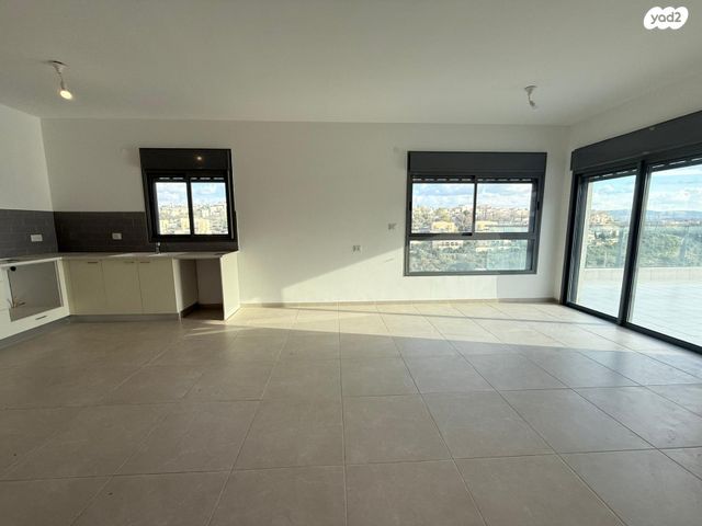 גג/ פנטהאוז, נהר הירדן, רמת נבון . הר כרמי, כרמיאל