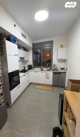 דירה, בלוך, בורוכוב, גבעתיים