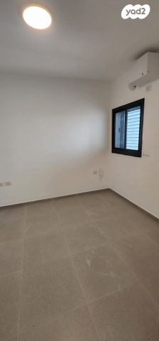 דירה, רועי קליין, קרית קריניצי, רמת גן