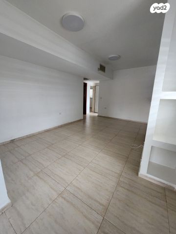 גג/ פנטהאוז, רמב"ם, לב המושבה / מרכז העיר, פתח תקווה