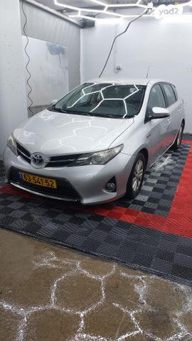 מודעת רכב טויוטה אוריס