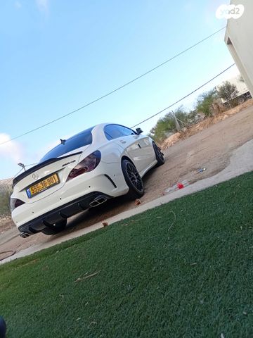 מודעת רכב מרצדס-בנץ CLA