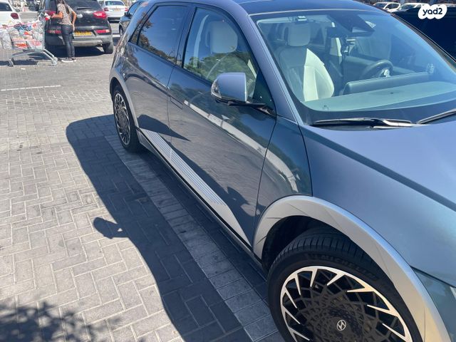 יונדאי איוניק 5