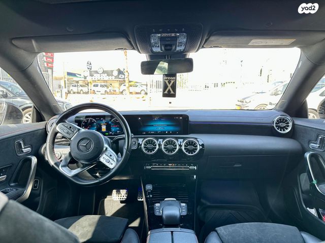 מרצדס-בנץ CLA