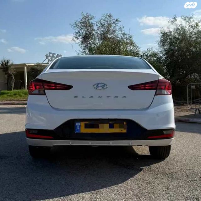 יונדאי אלנטרה