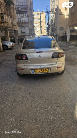 מאזדה 3