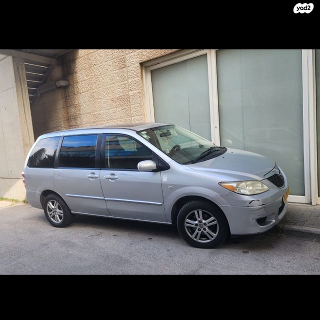 מודעת רכב מאזדה MPV