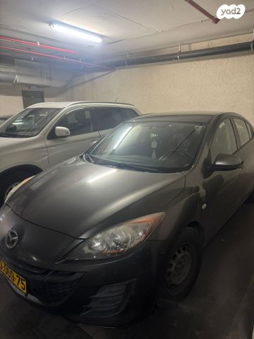 מודעת רכב מאזדה 3