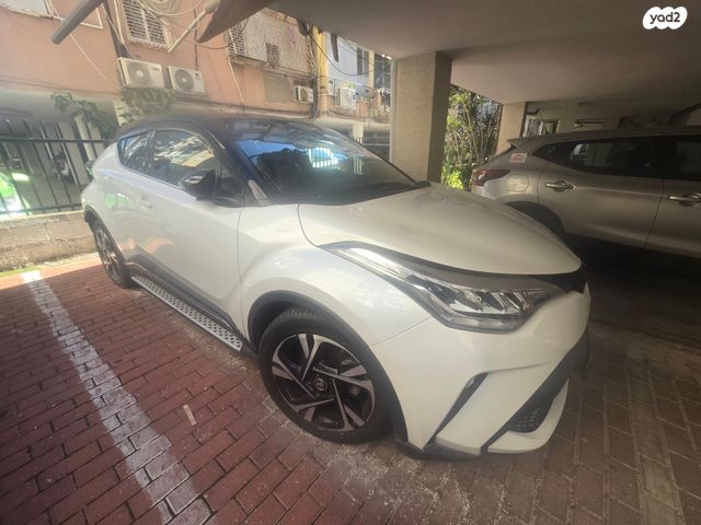 טויוטה C-HR
