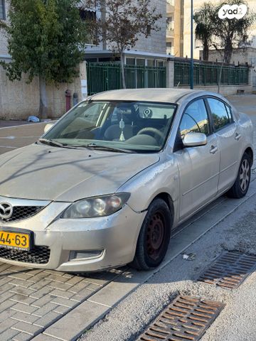מודעת רכב מאזדה 3