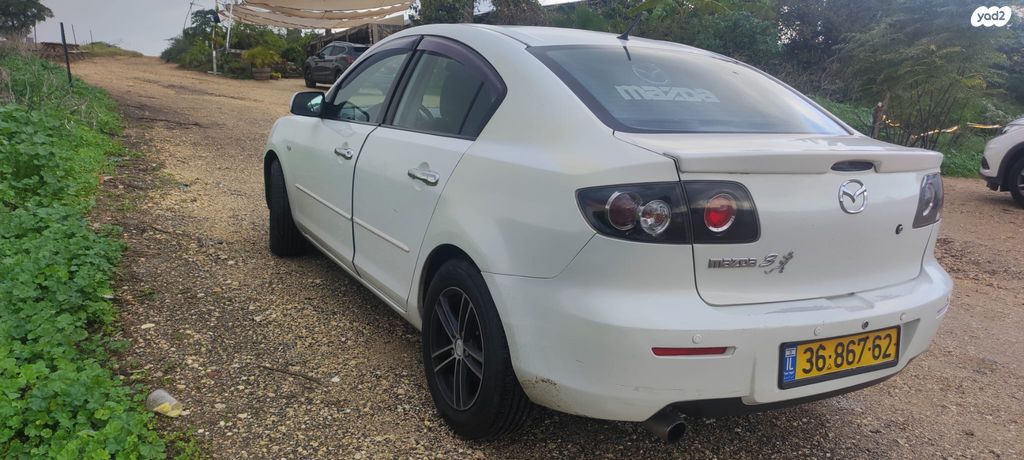 מאזדה 3