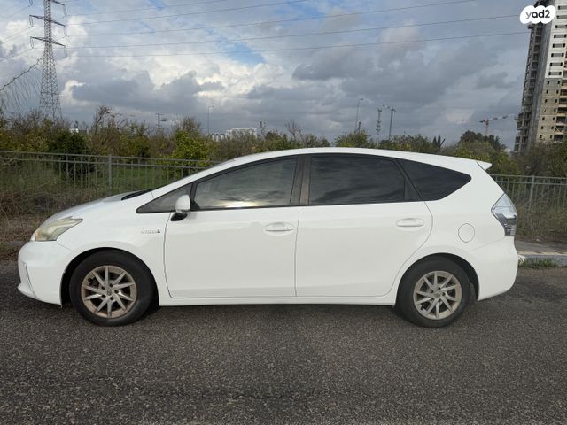 מודעת רכב טויוטה פריוס פלוס