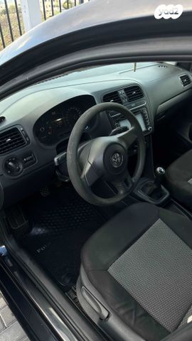 פולקסווגן פולו 