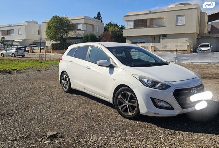 יונדאי i30