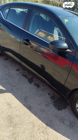 ניסאן סנטרה