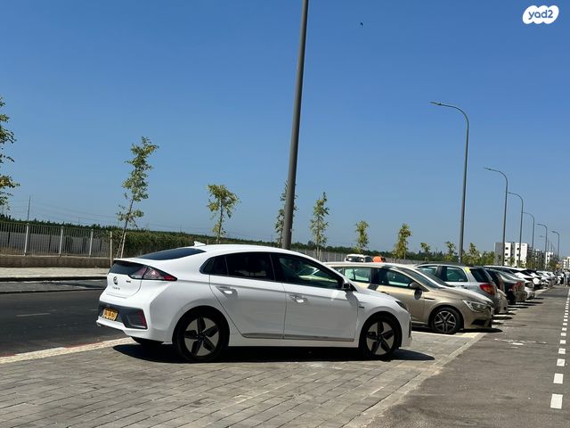 מודעת רכב יונדאי איוניק