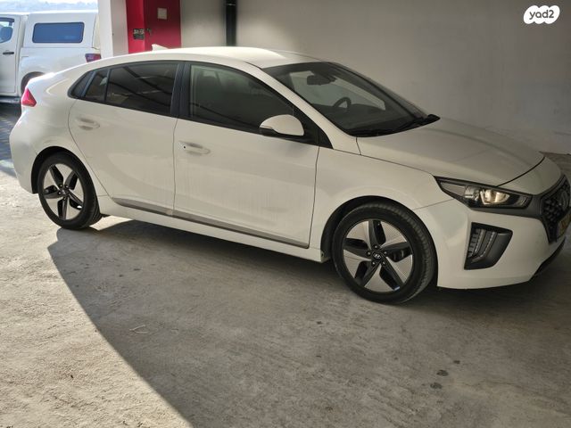 יונדאי איוניק