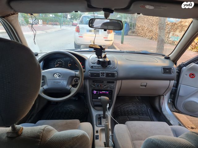 מודעת רכב טויוטה קורולה