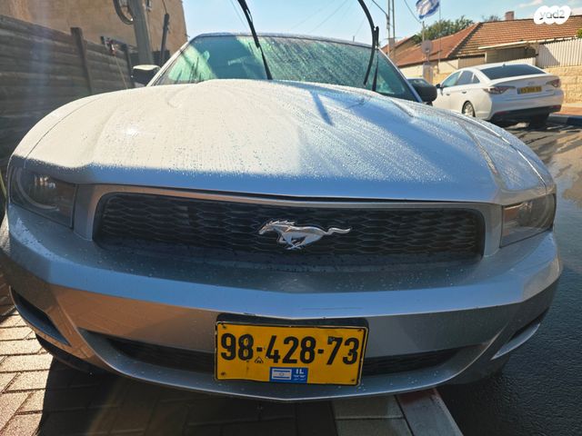 מודעת רכב פורד מוסטנג