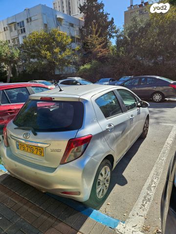 טויוטה יאריס