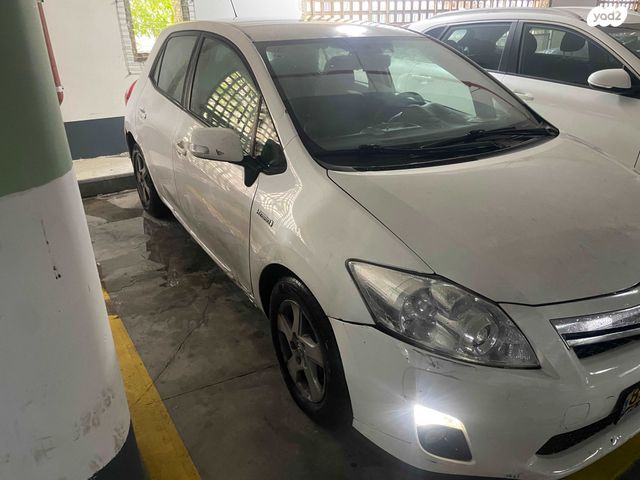 מודעת רכב טויוטה אוריס