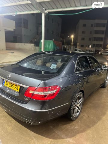 מודעת רכב מרצדס-בנץ E-class