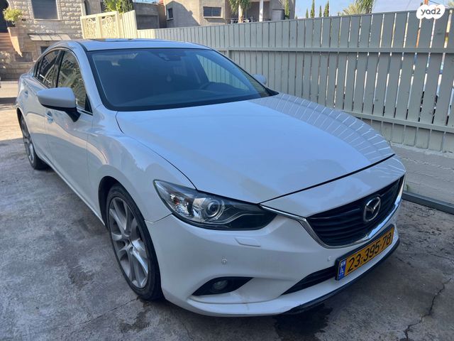 מודעת רכב מאזדה 6