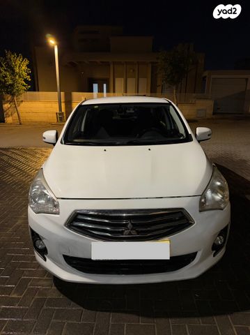 מודעת רכב מיצובישי אטראז'