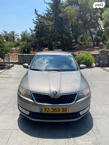 סקודה ראפיד