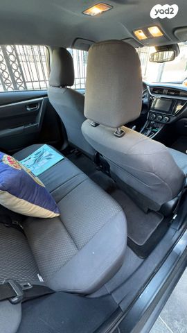 טויוטה קורולה