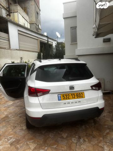 מודעת רכב סיאט ארונה