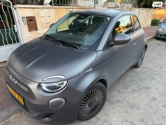 מודעת רכב פיאט 500E