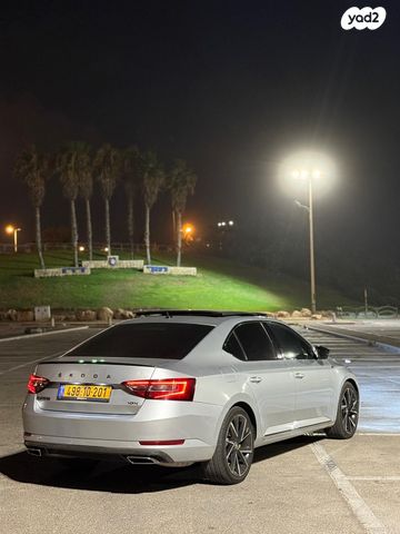 מודעת רכב סקודה סופרב