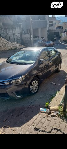 מודעת רכב טויוטה קורולה