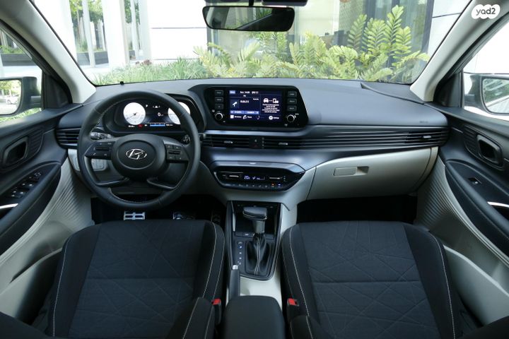 יונדאי באיון