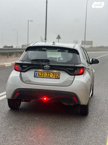 מודעת רכב טויוטה יאריס