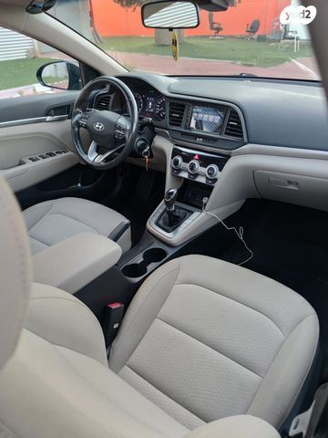 יונדאי אלנטרה