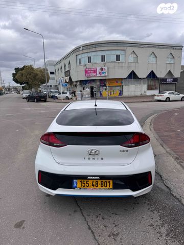 יונדאי איוניק