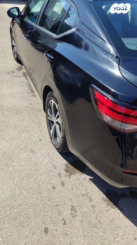 ניסאן סנטרה