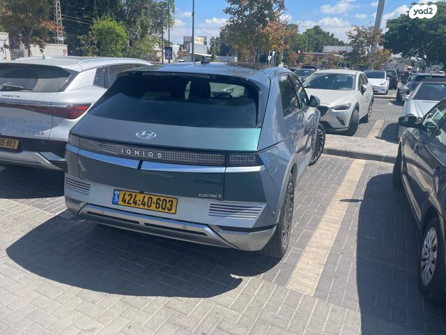 יונדאי איוניק 5