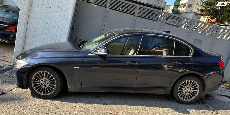 מודעת רכב ב מ וו סדרה 3