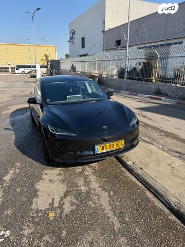 מודעת רכב טסלה מודל 3
